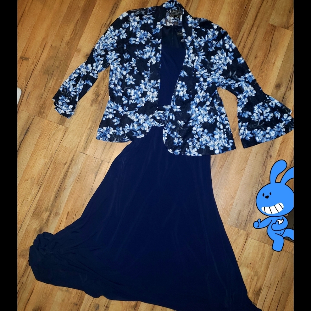 - Jessica Howard midi dress with Lace Jacket